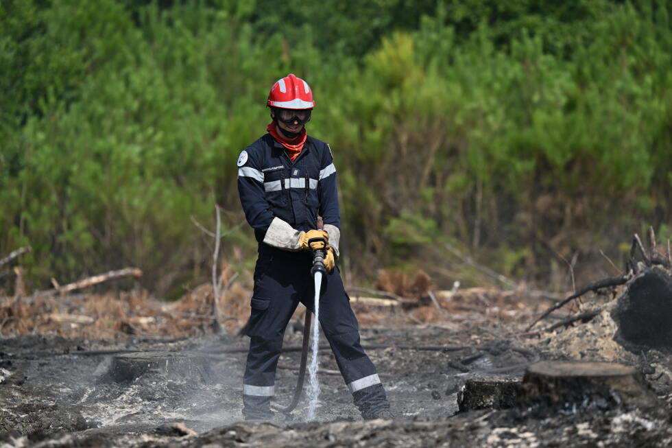 Firefighters battle the last hot spots of a monster wildfire in France's southwest