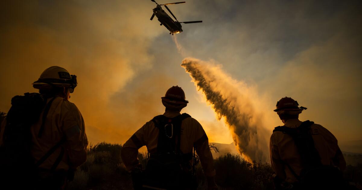 Crews gain upper hand on Summit fire; evacuation orders rescinded