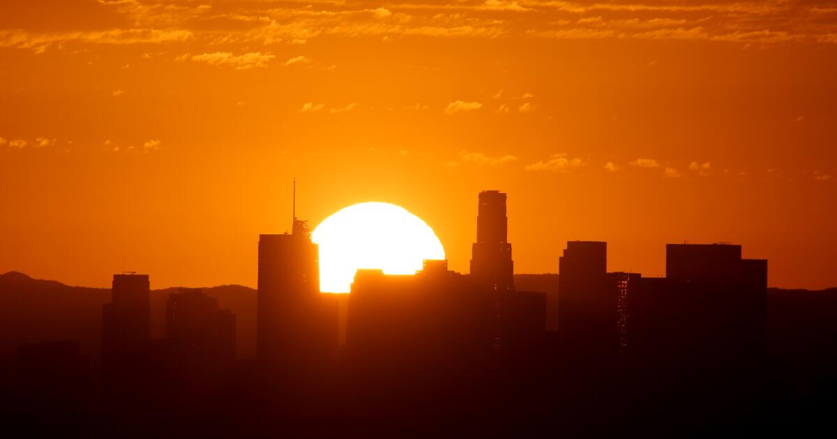Contributor: Air conditioning alone won't save us from killer heat