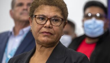 Homelessness is up in L.A., dealing fresh setback to Mayor Karen Bass