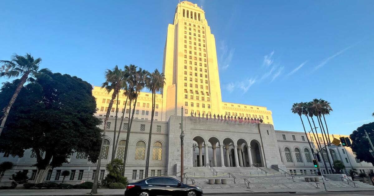 Person found dead on steps of City Hall after jumping from 26th floor, internal memo says