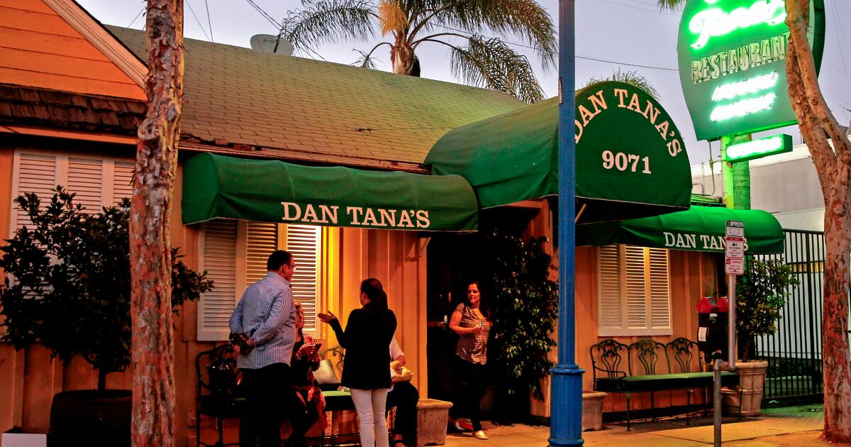 Why celebs from Adam Sandler to Linda Ronstadt fell in love with Dan Tana’s