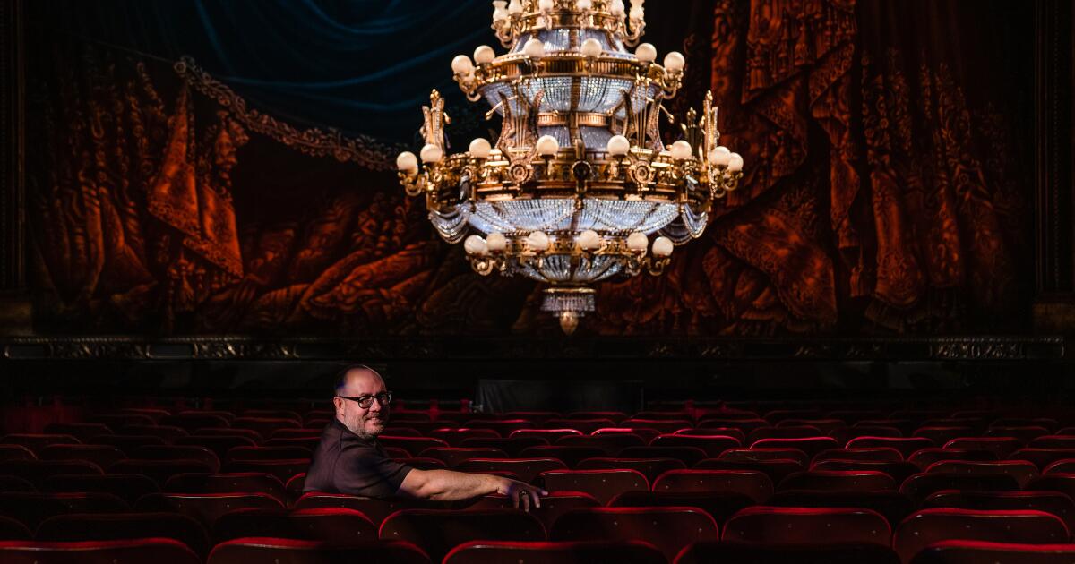 Meet 'Gillian': The untold story of 'Phantom of the Opera's' 2,000-pound chandelier