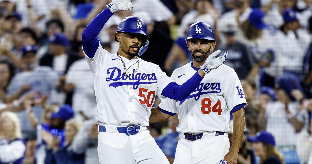 Mookie Betts' eighth-inning single gives Dodgers the win over the Rockies