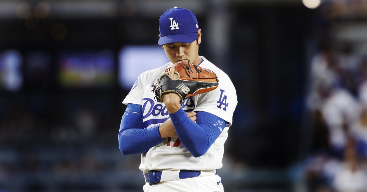 Shohei Ohtani's knee troubles creating a major Dodgers dilemma