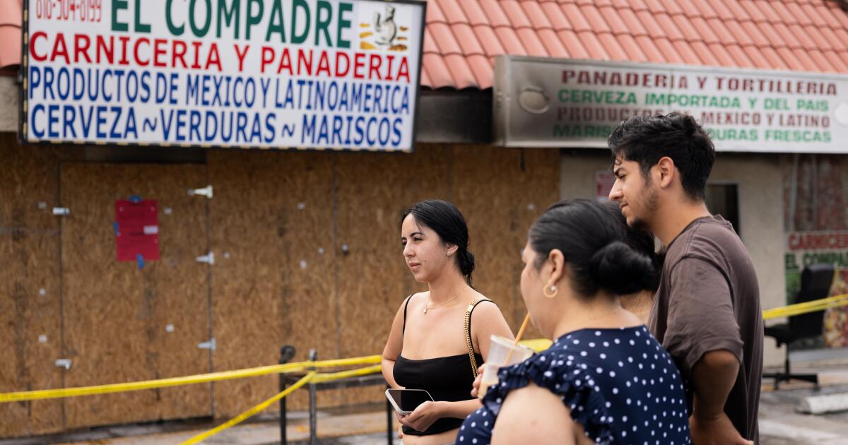 Arson investigation underway after beloved L.A. Mexican market burns