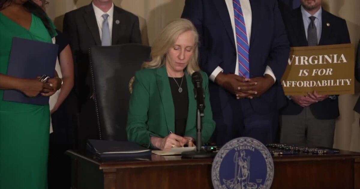 Gov. Spanberger signs 18 energy bills, including measure to rejoin RGGI