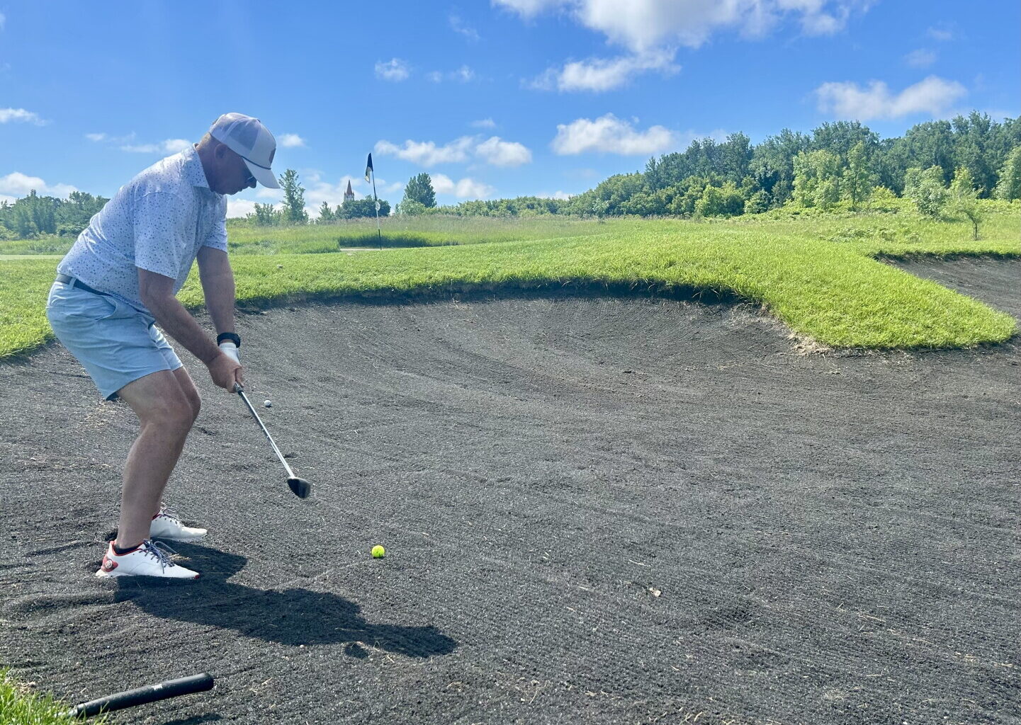 Forest Hills golf going bunkers over its new black sand - InForum