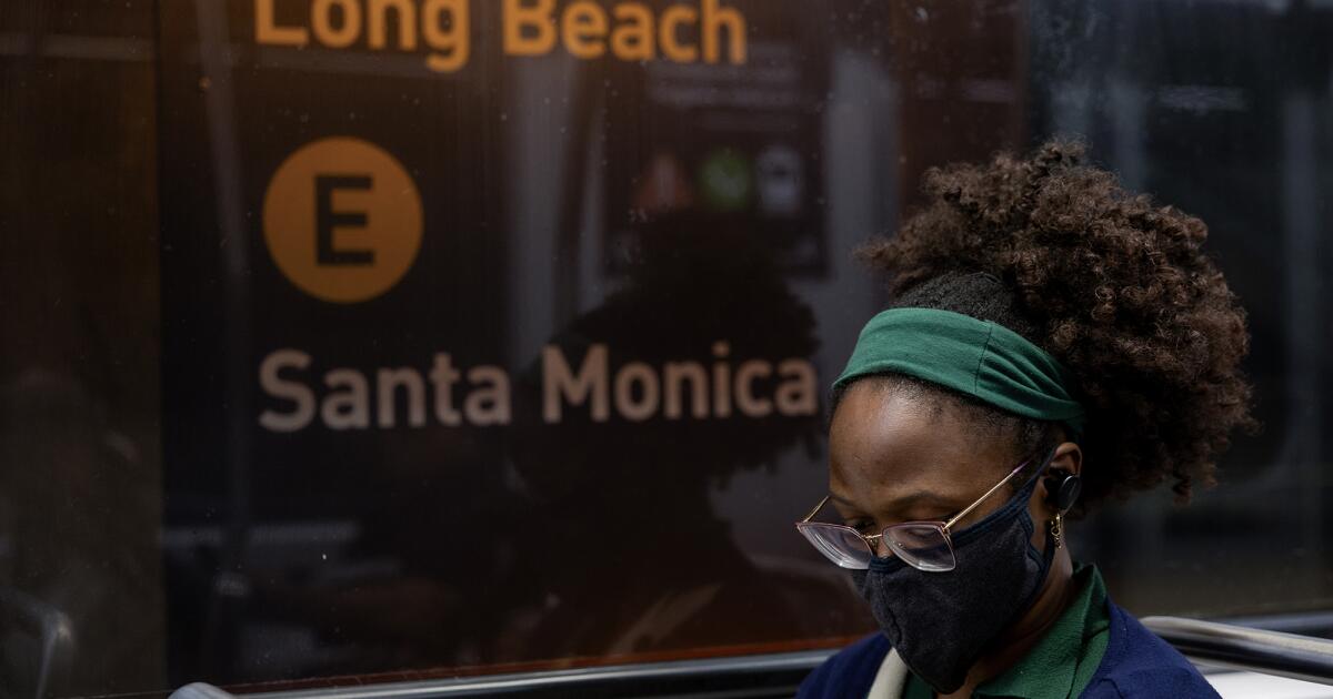 What public transit is like for these Los Angeles college students
