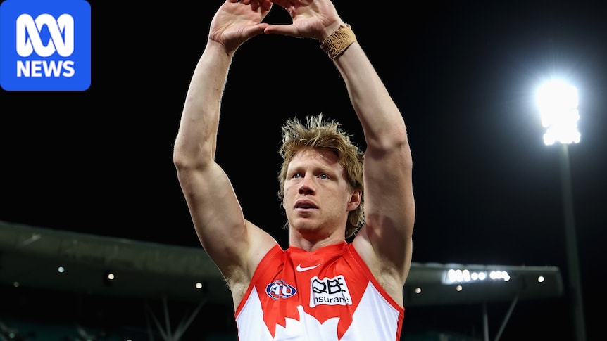 AFL live: Sydney Swans win both games in SCG double-header after some fans boycott men's clash over scandal