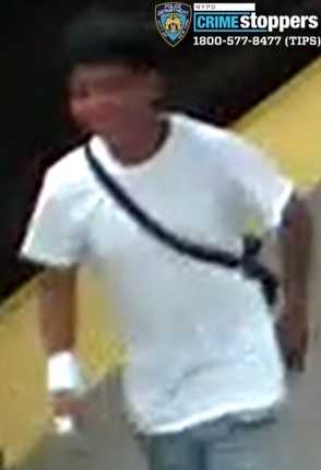 Man slashed in Brooklyn subway station after suspect questions his tattoo: sources