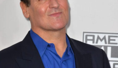 Mark Cuban Says 'Some Form Of Universal Care' Could Be Cheaper And Offer Better Care — But The Problem In America Is Things Are 'Intentionally Opaque’