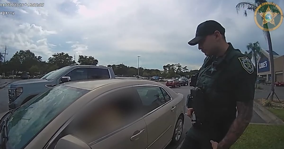 Police prevent resident from $14,000 gift card scam