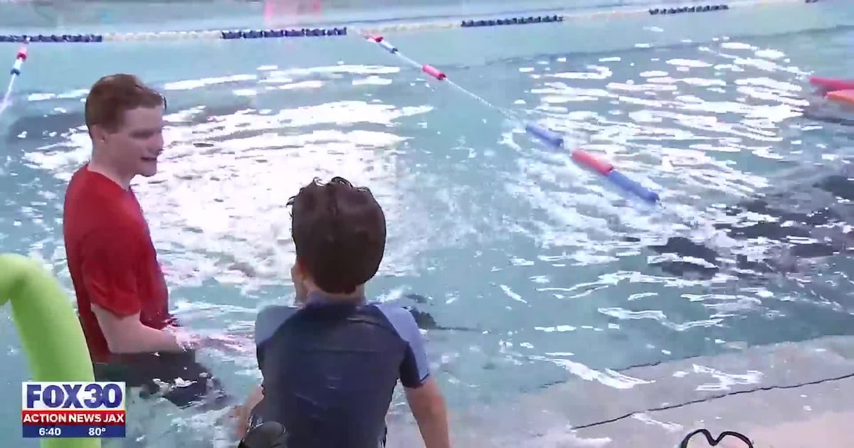 Florida expands free swimming lesson voucher program for families