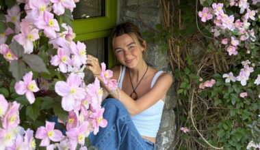 Content creator Sydney Towle dies at 26 after documenting life with cancer