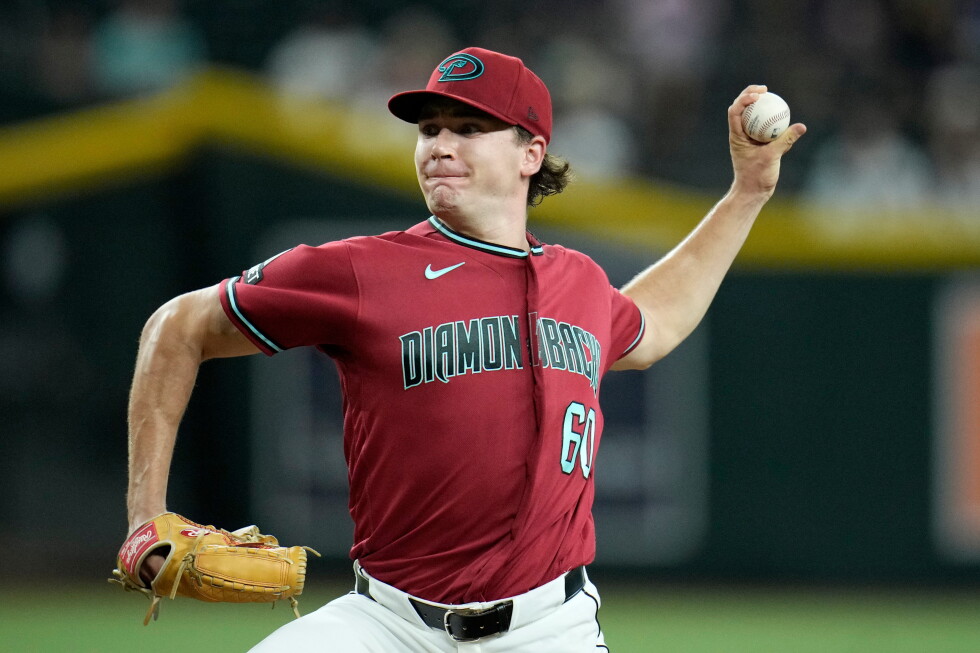 Bratt Ks 9 in 7 1-hit innings for 1st win in majors, helping Diamondbacks rout Padres 10-4
