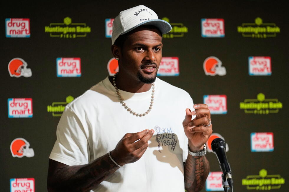 Deshaun Watson named Browns' starting quarterback over Shedeur Sanders