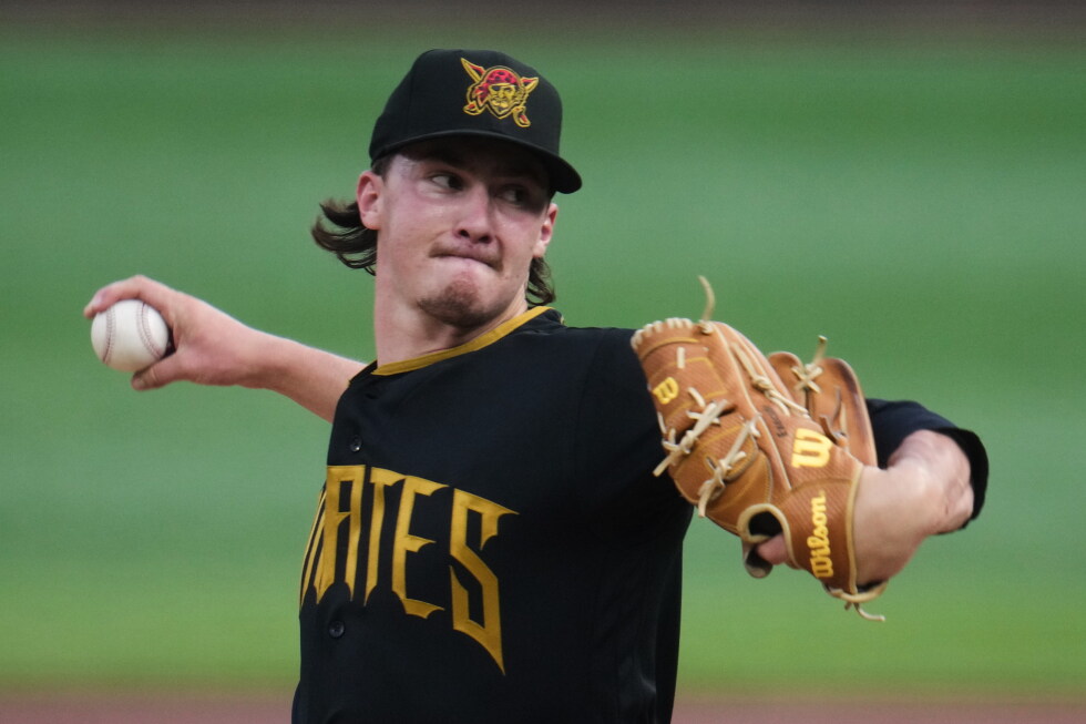 Lowe, Flores homer to power the Pirates over the slumping Red Sox, 8-4