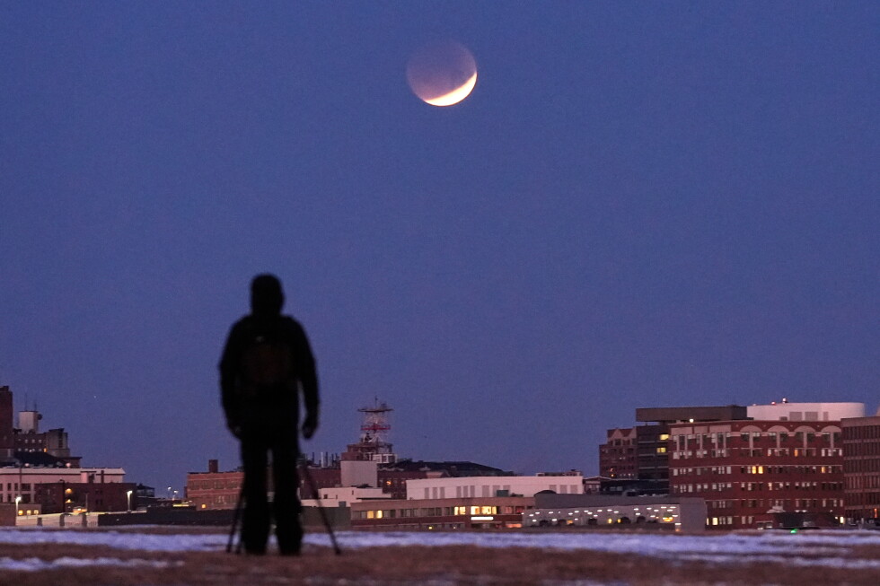 Near-total lunar eclipse will be most visible from the Americas