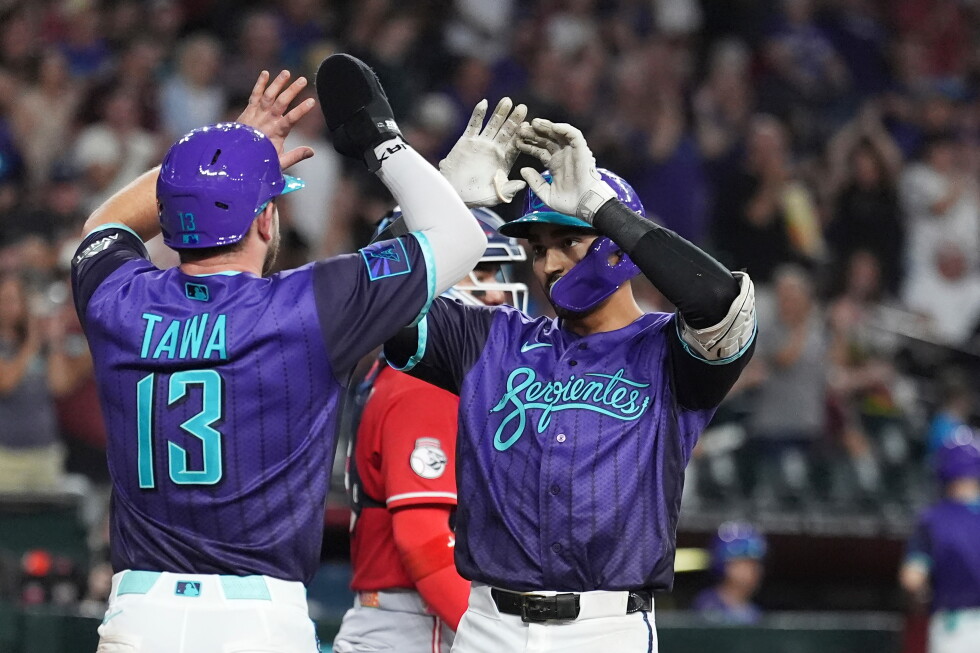 Lawlar hits 2-run homer to lead Diamondbacks past Reds 9-0