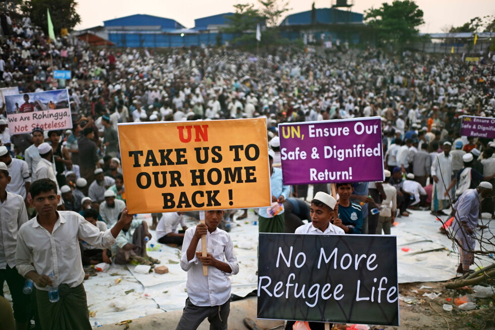 Myanmar says over 300,000 Rohingya refugees verified for repatriation