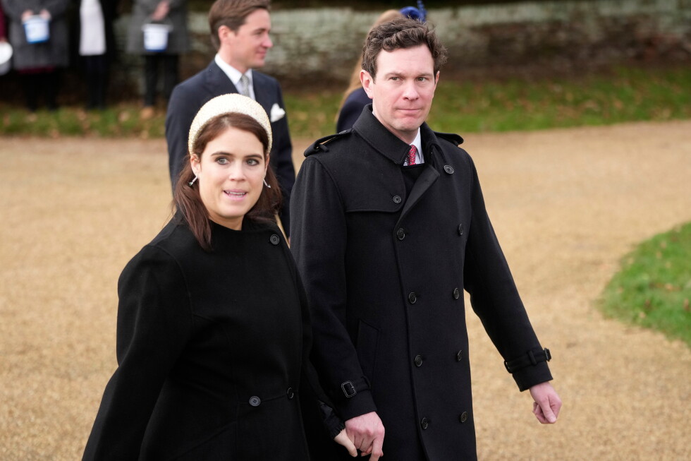 Buckingham Palace announces birth of Princess Eugenie's first daughter