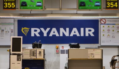 NTSB says broken engine part shattered the Ryanair flight window that a man's head got sucked into