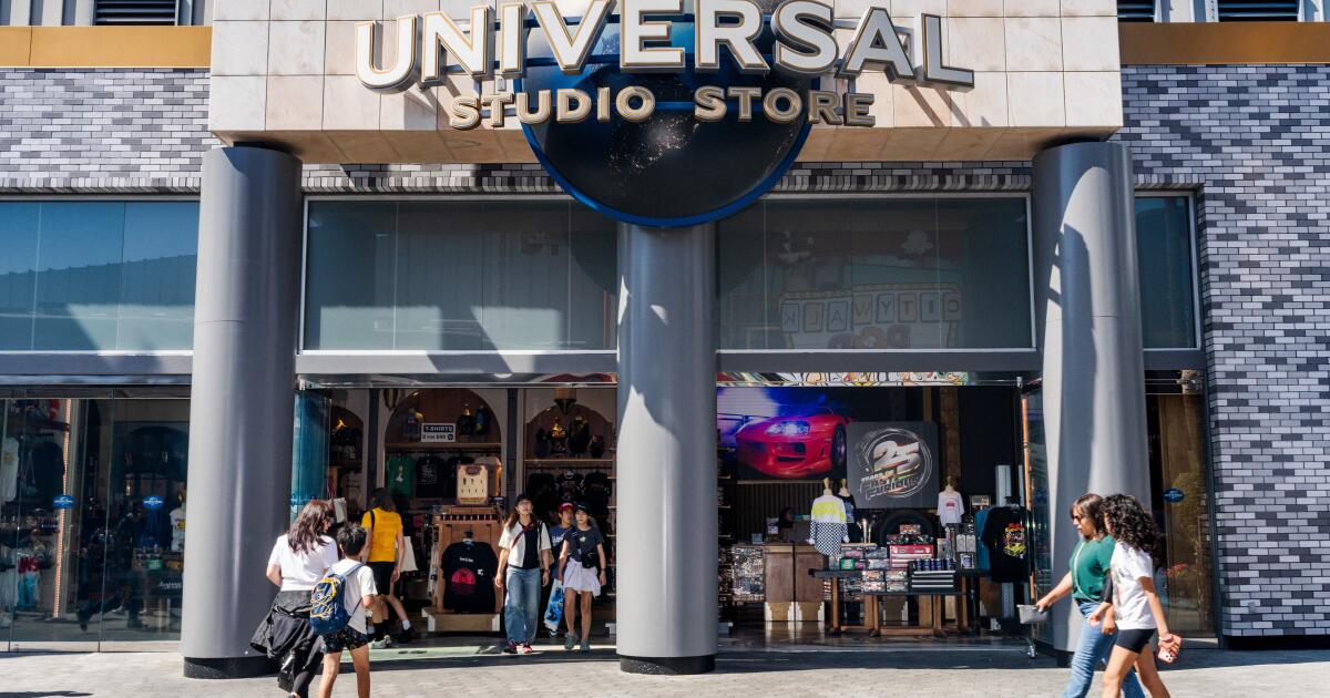 Measles-infected Universal Studios visitor spent whole day at the park