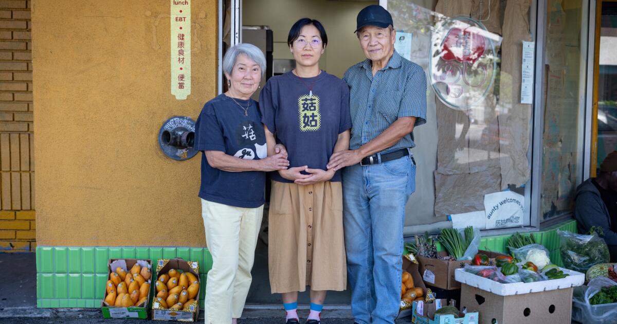 As family struggles to open Chinatown grocery, food scarcity persists