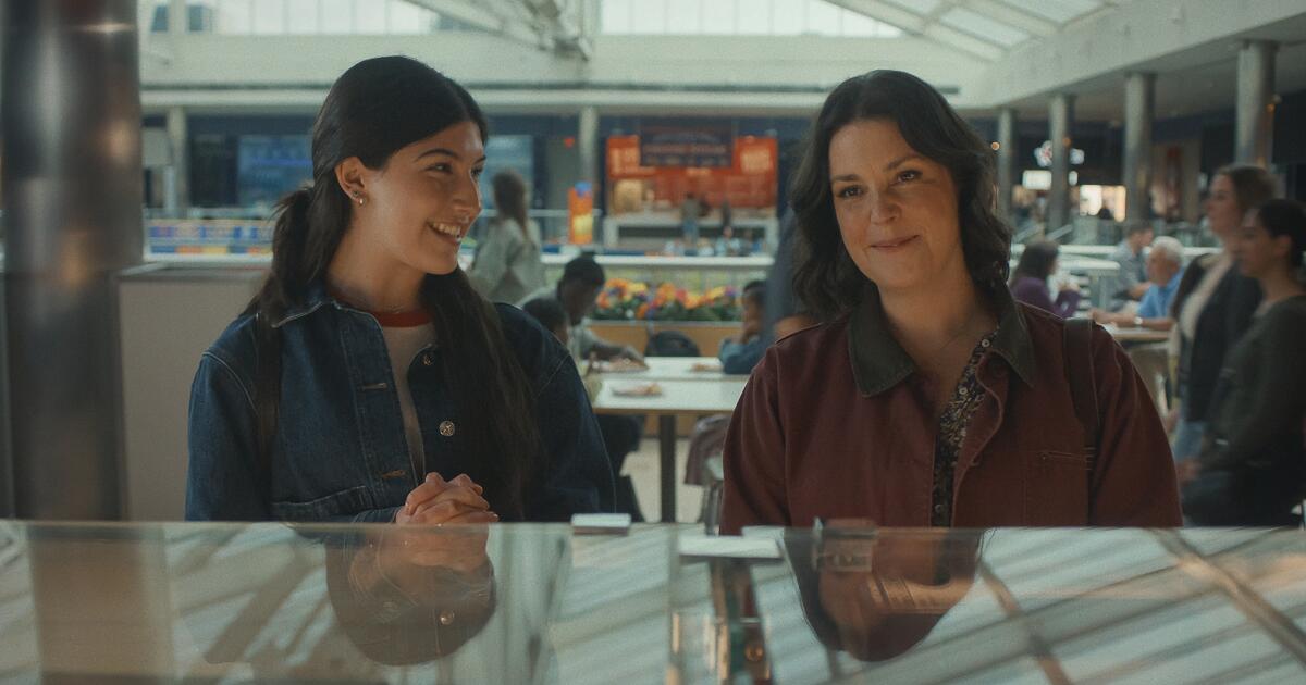 'Don't Say Good Luck' review: Sunny Sandler and Melanie Lynskey shine