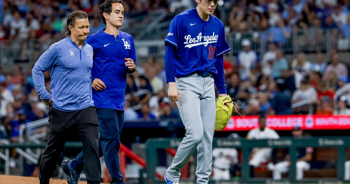 Roki Sasaki exits Dodgers' loss to Braves with blister on finger