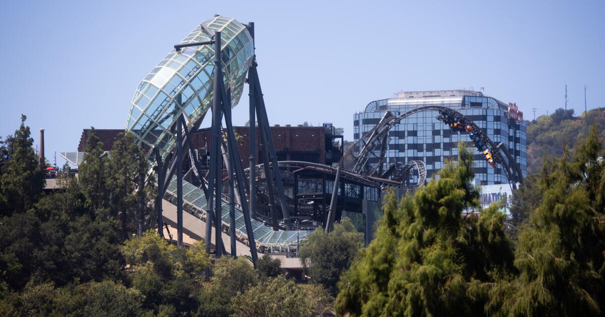 Universal Studios to dampen 'disturbing' coaster screams with sound barriers