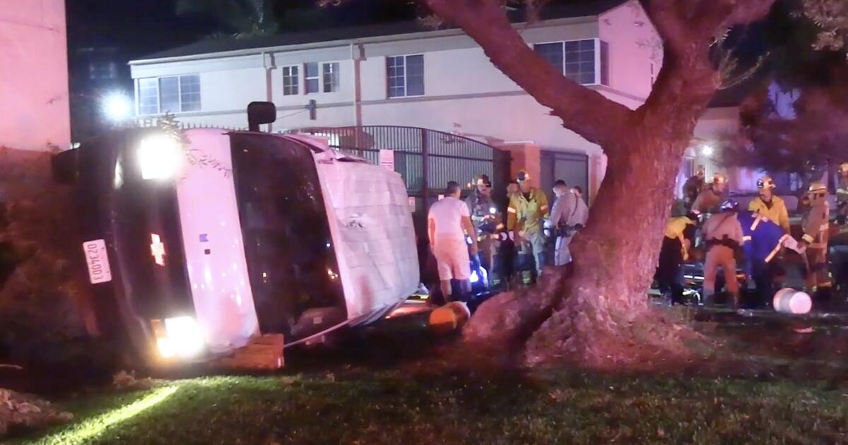 Rollover crash in South Whittier sends 10 people to the hospital