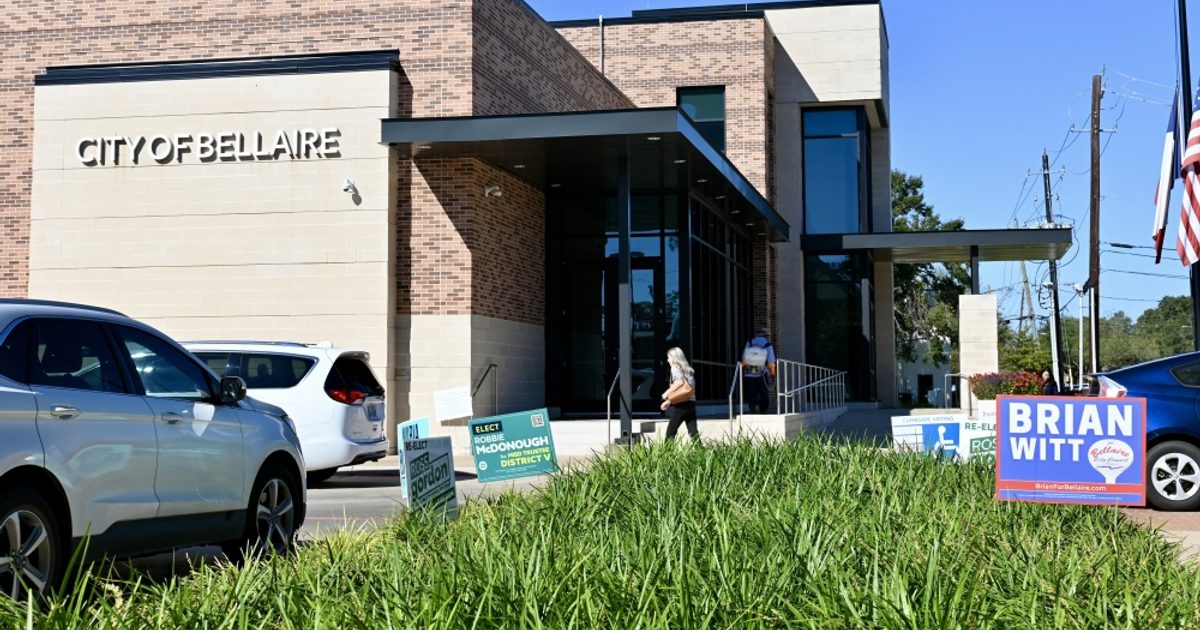 City of Katy drought contingency plan update, new virtual reality arcade opening: 6 trending stories in the South Houston area