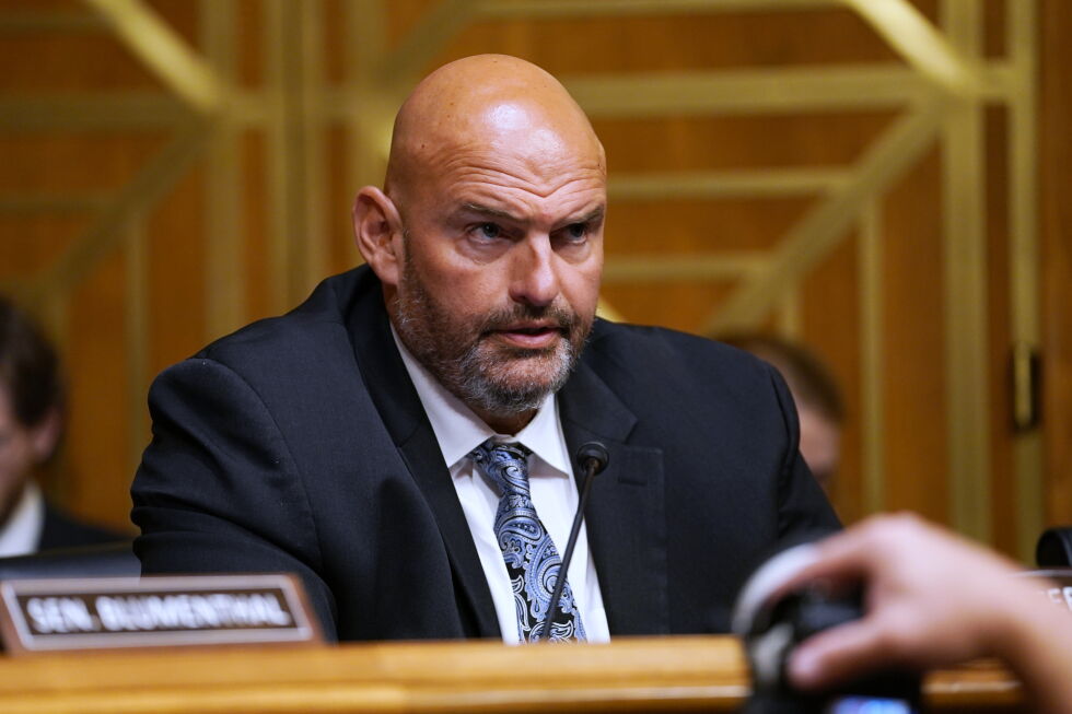 Fetterman's isolation from Democrats grows stark in Pennsylvania