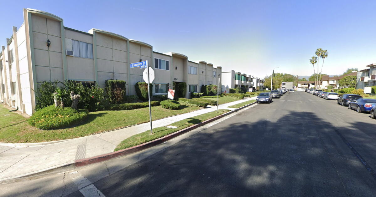Pregnant mother shot in Canoga Park taken off life support, family says
