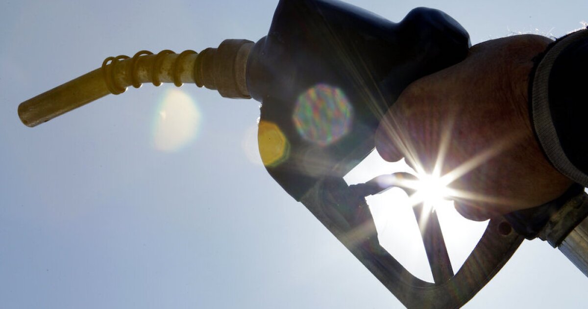 Phoenix gas prices set Labor Day weekend record