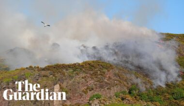 Fire breaks out near Arthur's Seat in Edinburgh