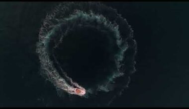 Amalfi Coast Vlog 2022.boating from Amalfi to Positano.october 15th 78°F beautiful visuals of the Amalfi coastline.if you want to go to Italy i hope this inspires you to book that flight !