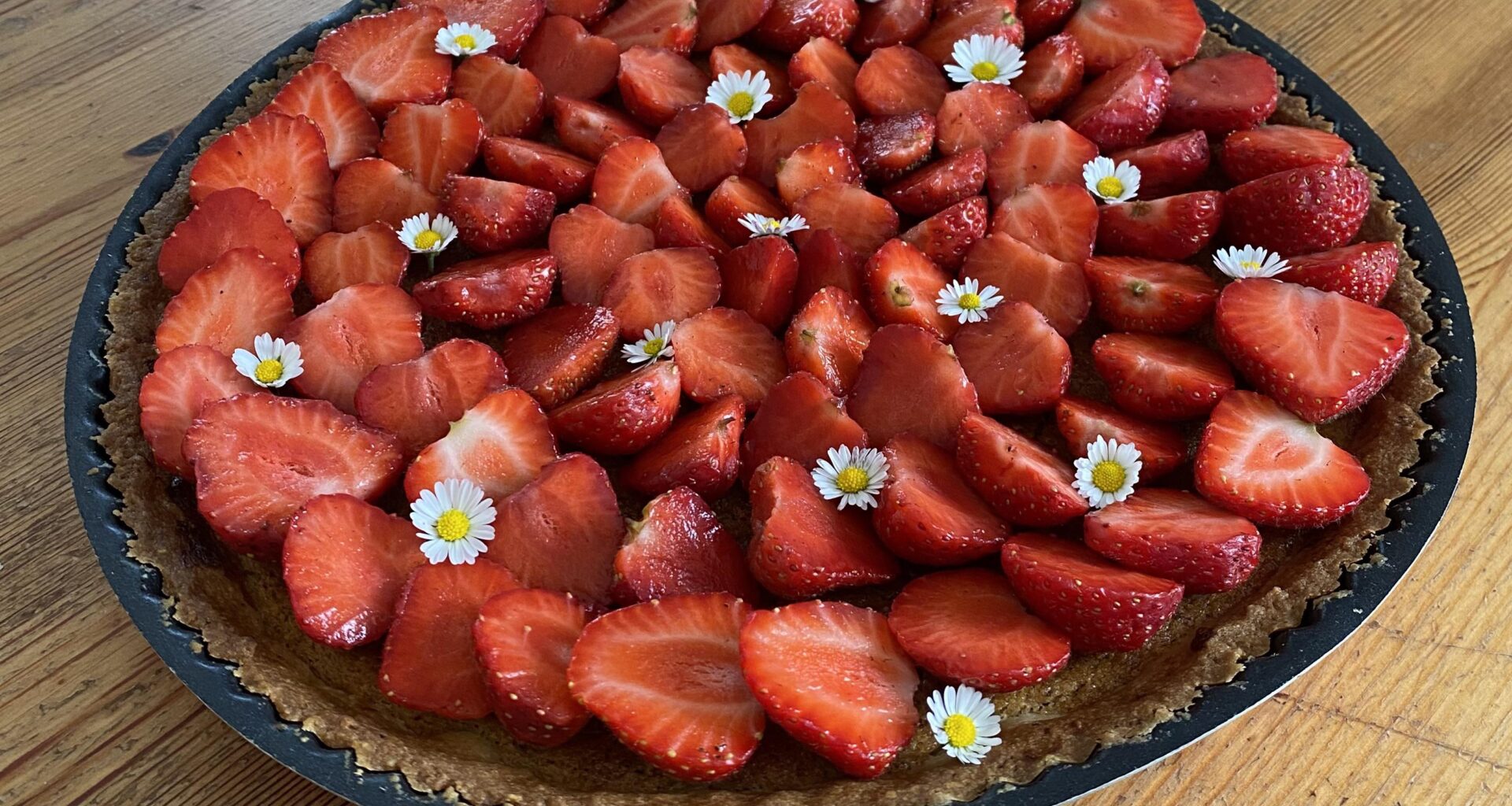 Tarte fraise et frangipane de noisette