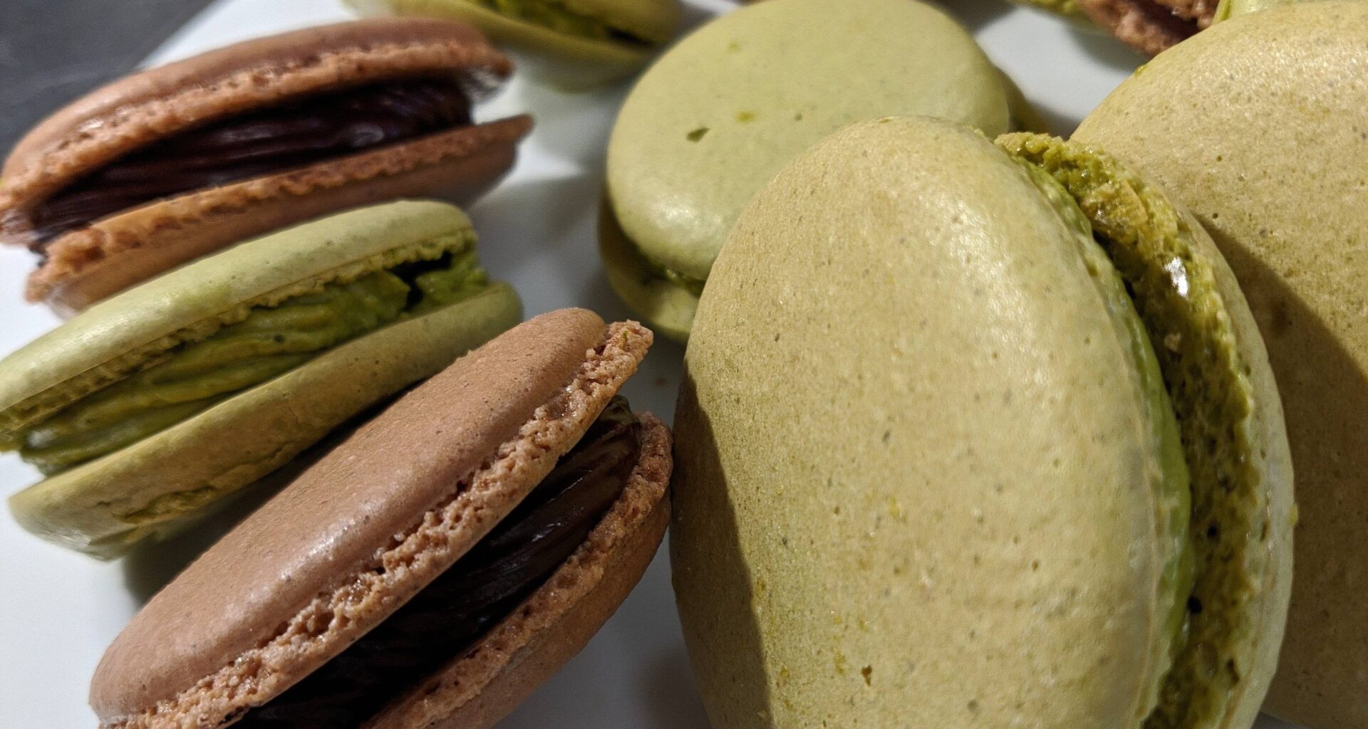 Macarons thé matcha et chocolat