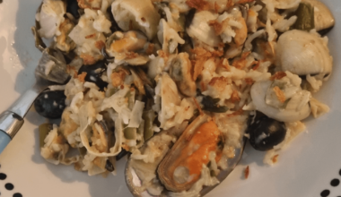 Risotto de la mer, poireaux, olives.