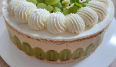 Gâteau aux raisins façon fraisier