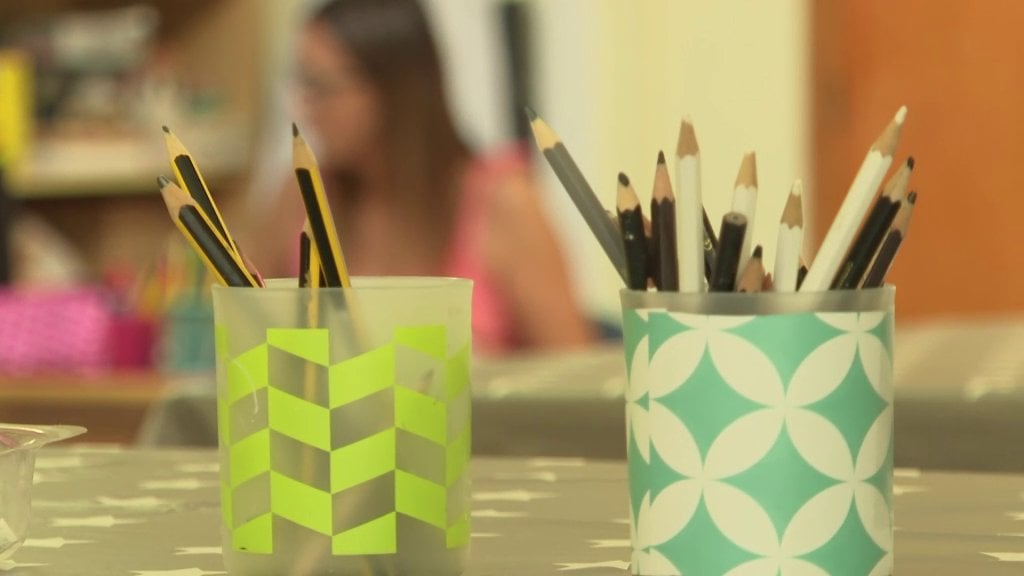 La feina de professors, tècnics de manteniment i cuiners per preparar l'inici de curs