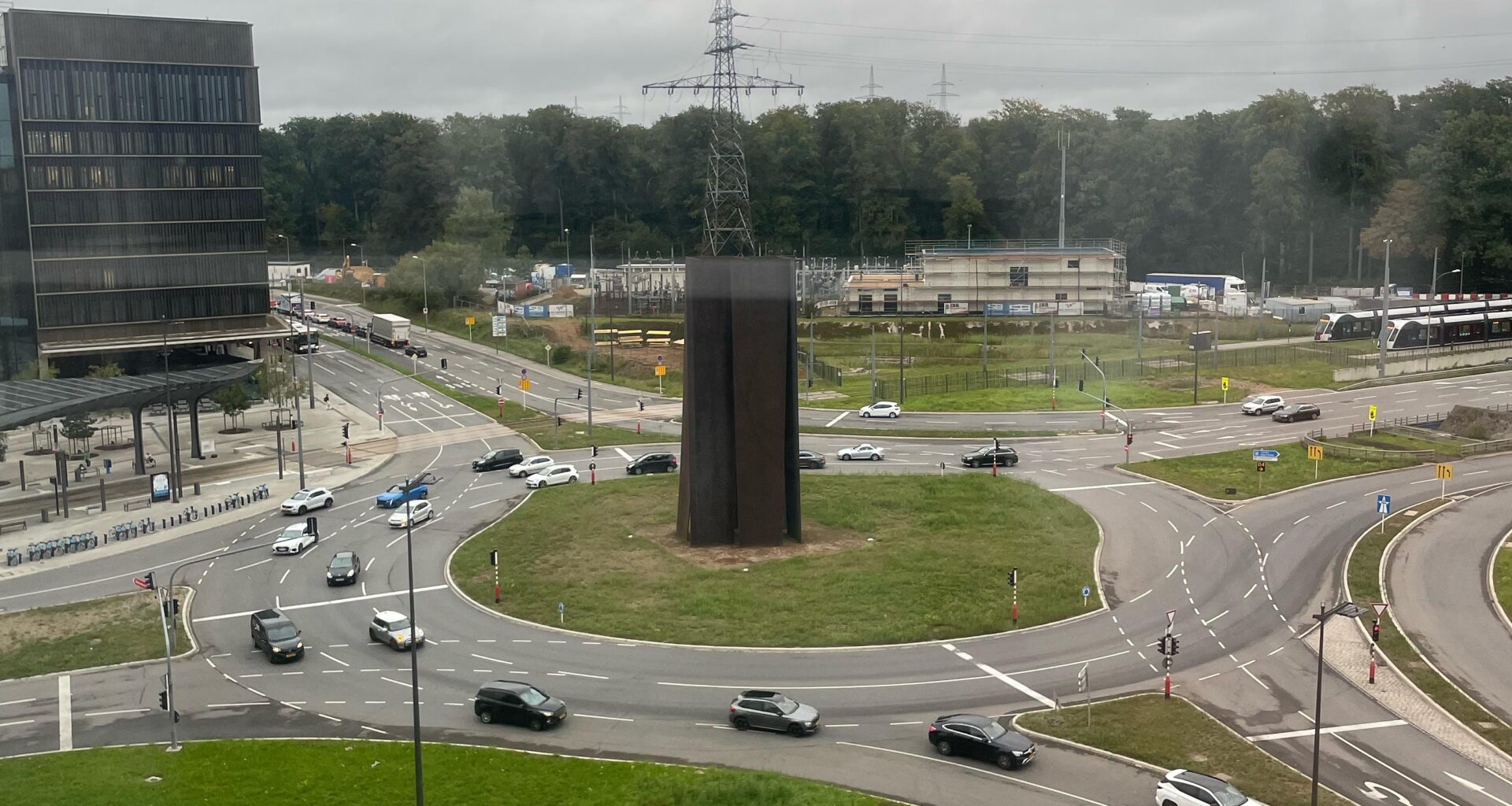 Follow the roundabout