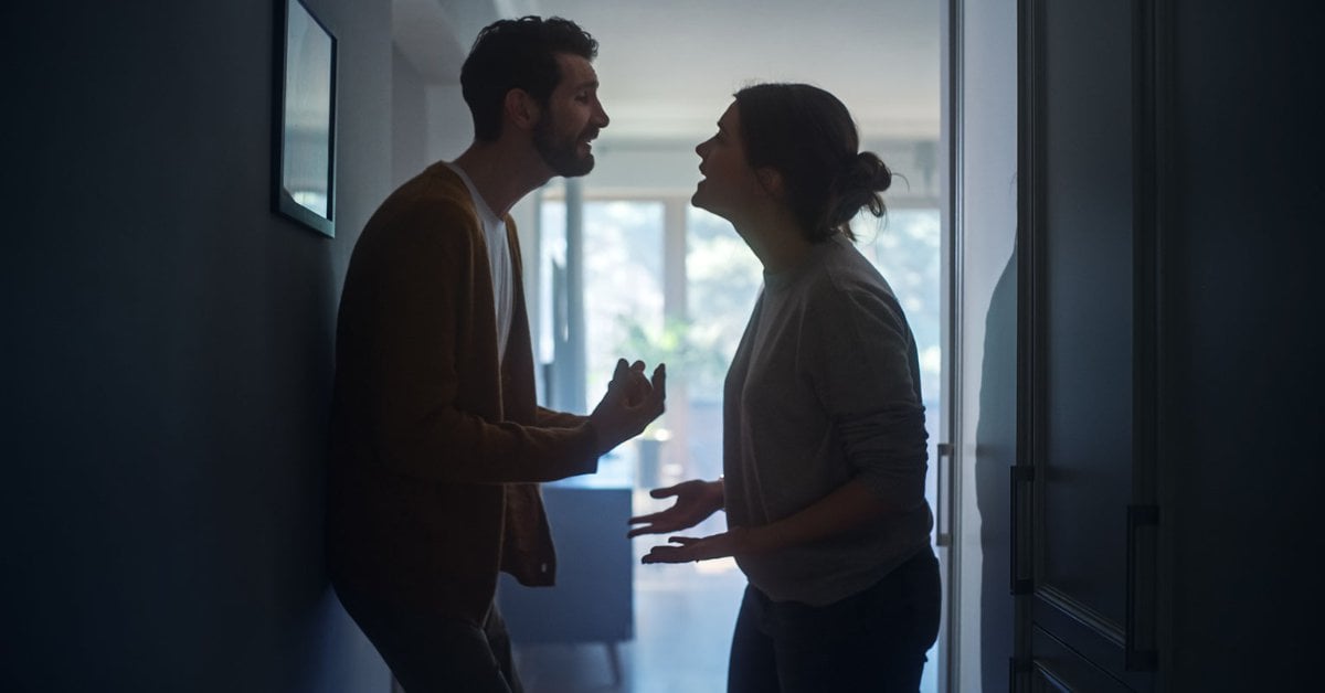 Буквално всички ли са наркомани и лицемери, или на мен така ми се струва?