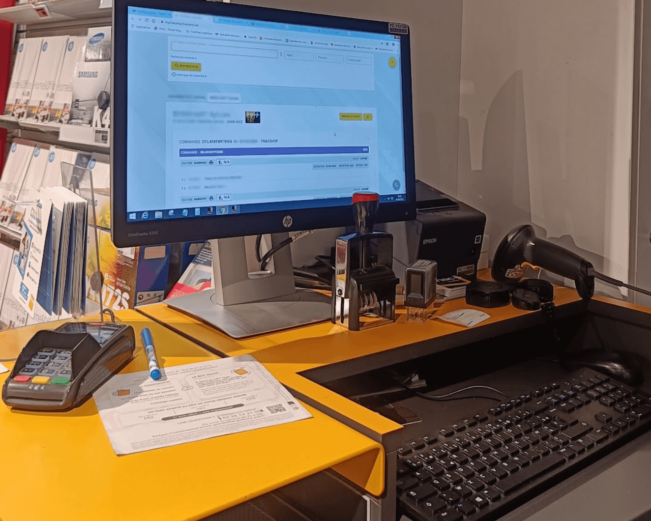 FNAC: vos données personnels exposés sur des bornes non verrouillés