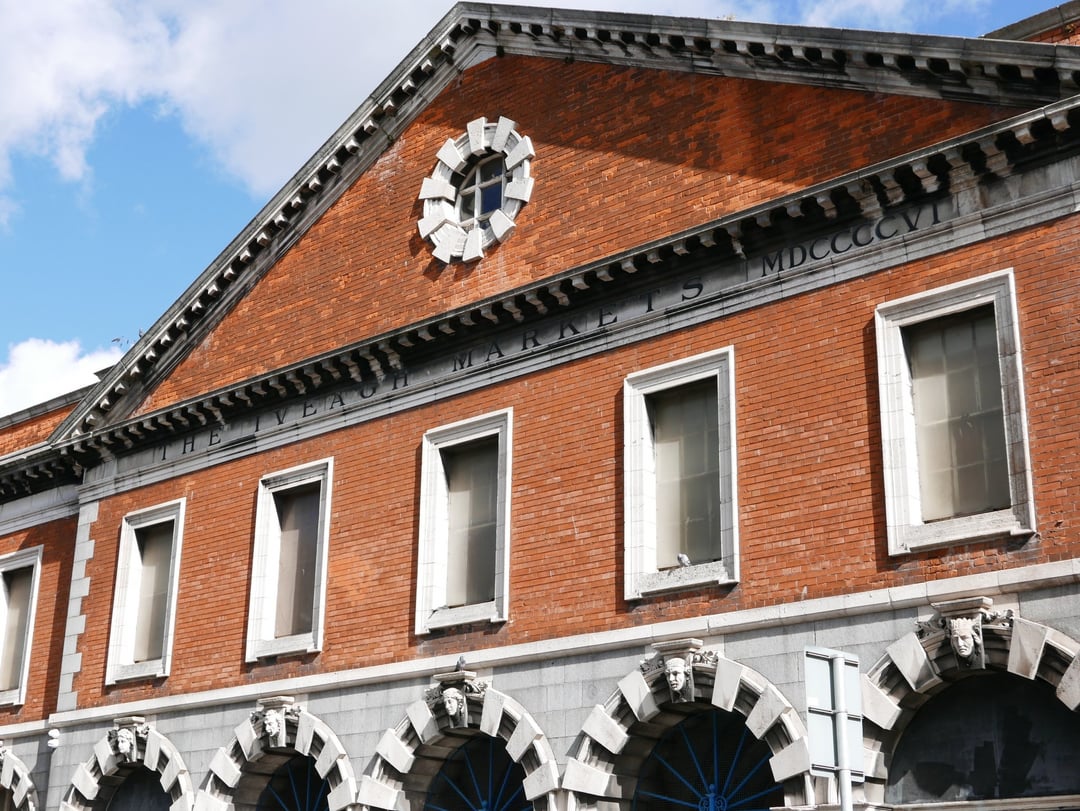 Just a reminder that Dublin is the only capital in Europe without indoor food market and this gorgeous building is still in ruin and without use.