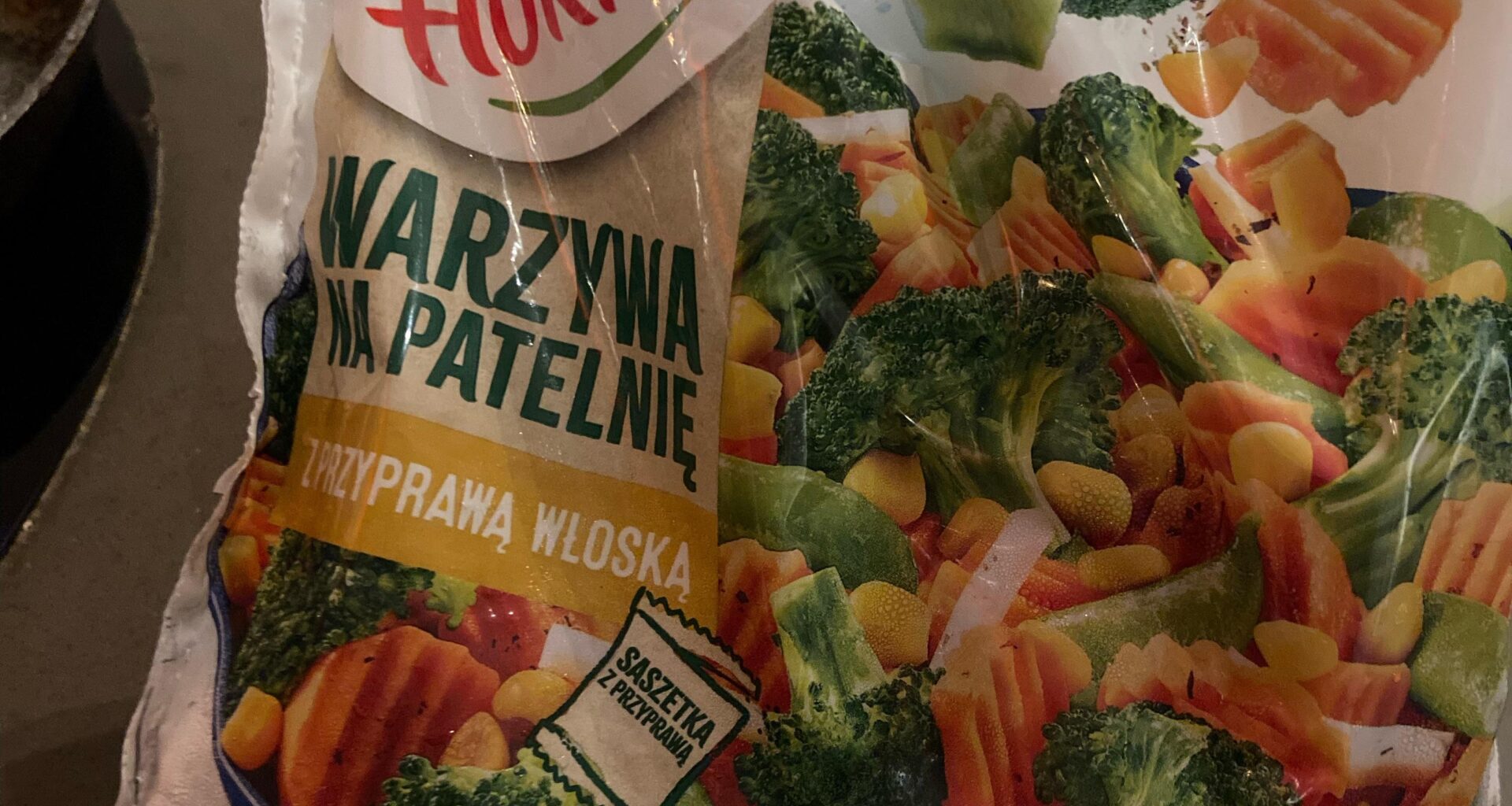 Frozen bags of vegetables in Poland advise to cook with a lot of oil?