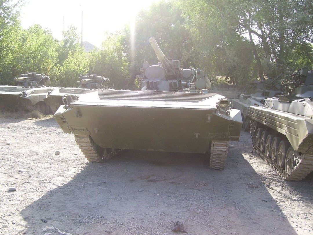 BMP-1U "Shkval" have been seen at the front. They were previously supplied by Ukraine to Georgia, and in 2008, 14 of them were captured (stolen) by Russia